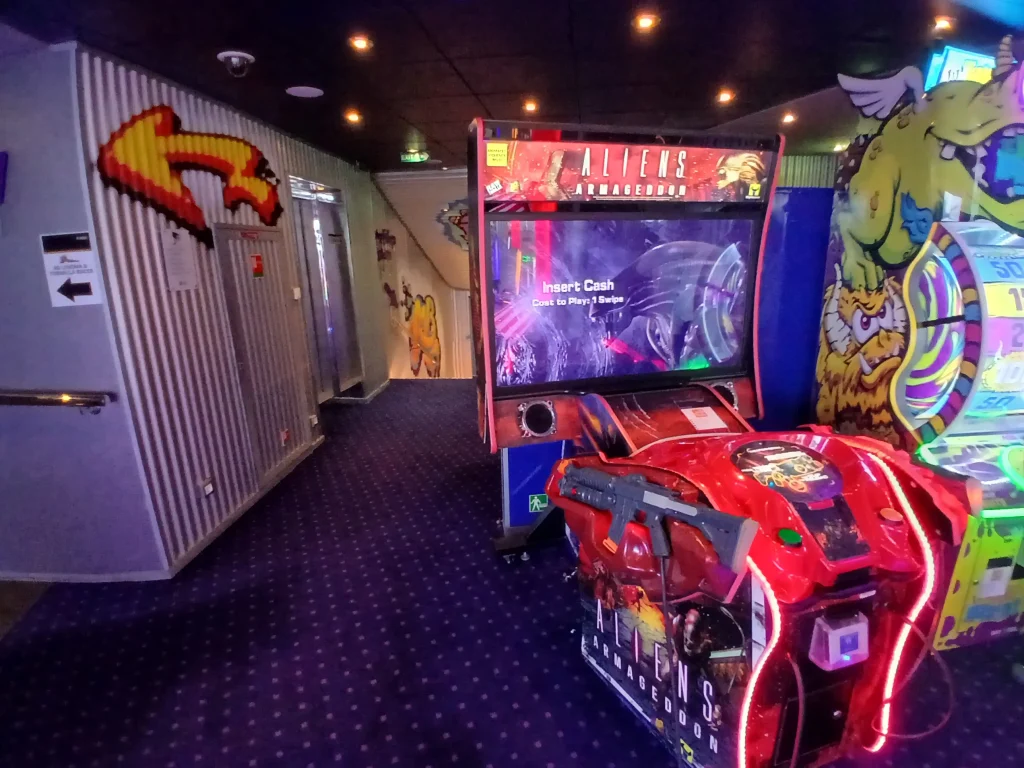 MSC Divina avis - Arcades et Fun