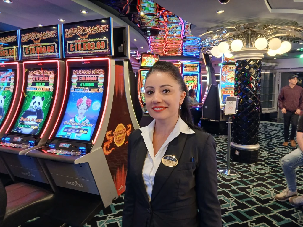 MSC Divina avis - membre d'équipages casino