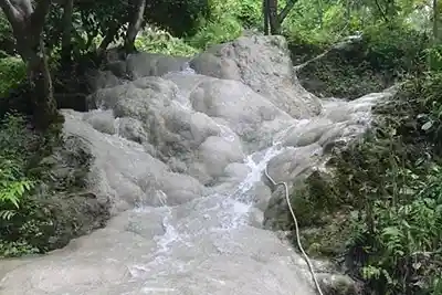 Bua Thong waterfalls sticky waterfalls mtt 2