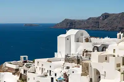 Cruise ports and stops in the mediterranean Santorin