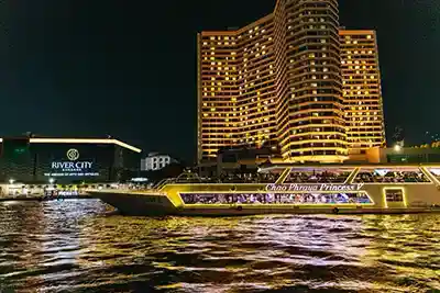 Dinner cruise on the Chao Phraya Princess in Bangkok