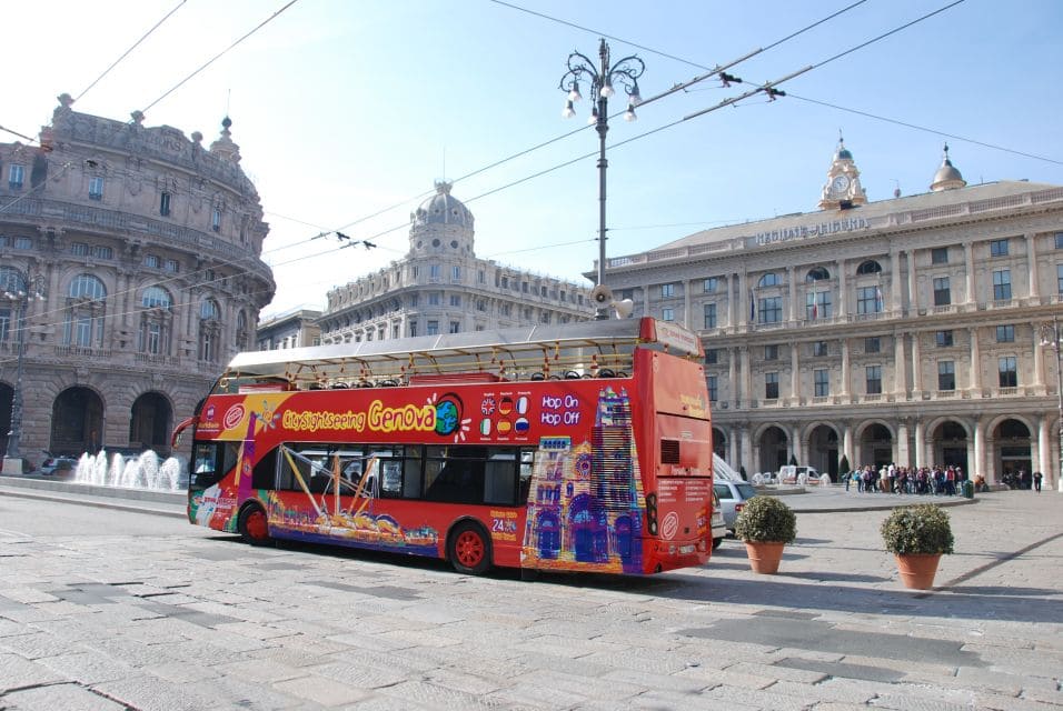 Croisière autour du monde - Guide complet Escale croisière à Gênes bus touristique mtt 1