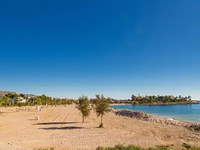 Glyfada Beach, l’oasis d’Athènes mtt.webp