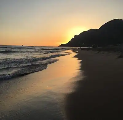 Glyfada Beach, l’oasis d’Athènes mtt.webp