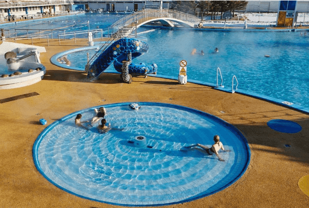 Reykjavik travel guide Laugardalslaug swimming pool