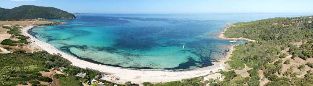 La plage de Santa Lina à Ajaccio
