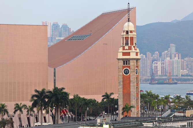 La tour de l'horloge de l'avenue des stars hong kong