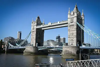 Le Tower Bridge 1