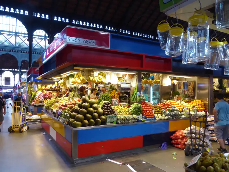 Le marché Atarazanas