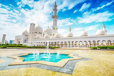 Mosquée Cheikh Zayed depuis Dubaï