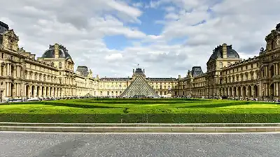 Musée du Louvre Paris