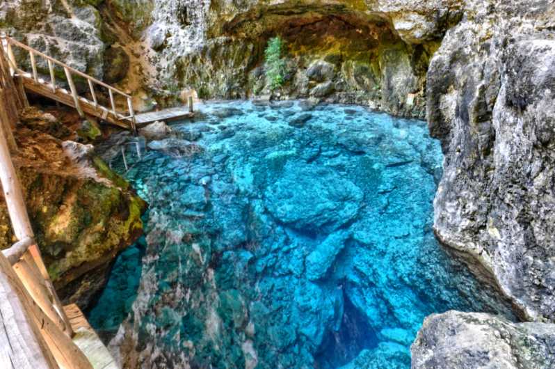 Hoyo azul Punta Cana