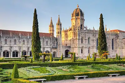 Scalo di crociera a Lisbona monastero jeronimos y torre belem 