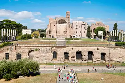 Scalo di crociera a Roma il colosseo