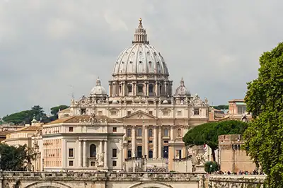 Visiting Rome and the Vatican Saint Peter's Basilica