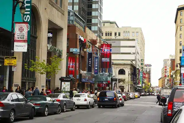 Street sainte Catherine in Montreal