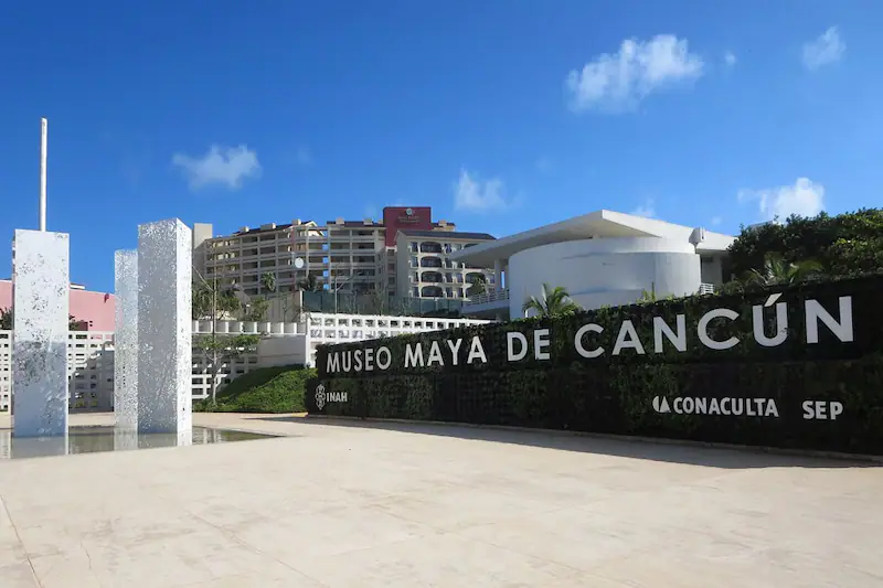 The Mayan museum 