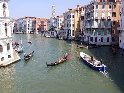 Venice airport transfer to city center The grand canal venise mtt