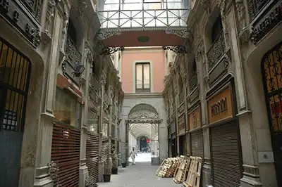 Visit Barcelona, Plaça Reial