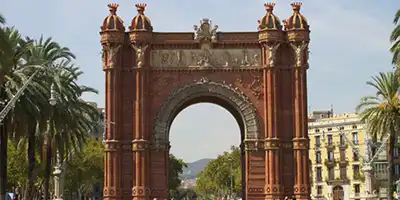 Barcelona travel guide the Arc de Triomphe