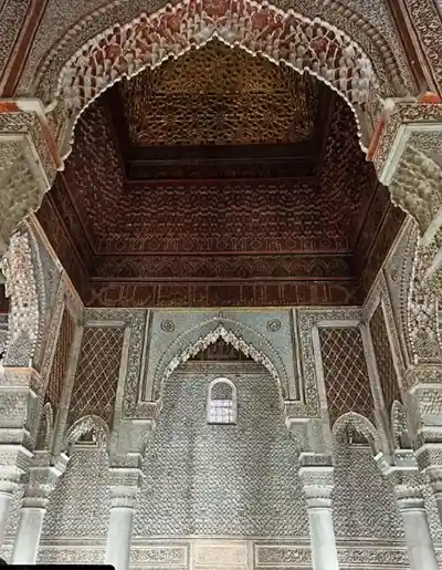 Visit Marrakech – The Saadian Tombs 2