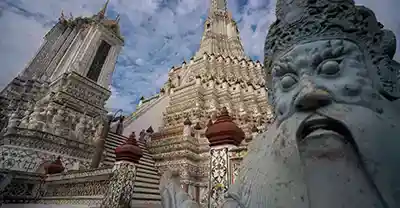 Visiter Bangkok Wat Pho et Wat Arun
