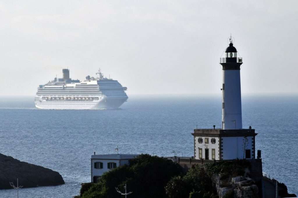 le port d'Ibiza mtt