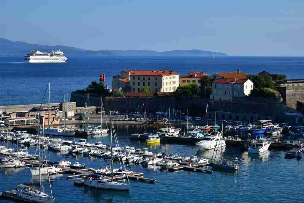 Port de plaisance ajaccio