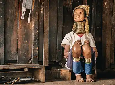 femme au long cou chiang mai